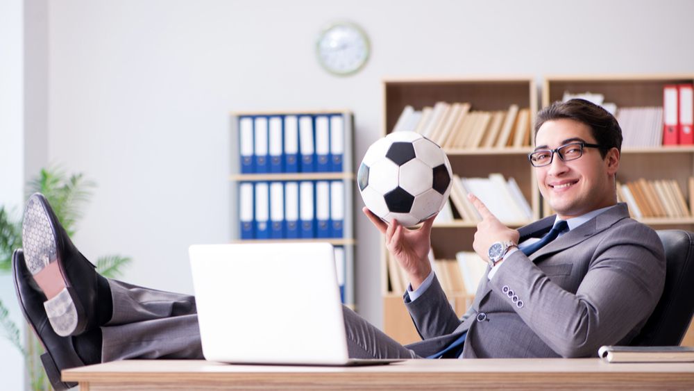 What Is a Sports Lawyer and How To Become One?